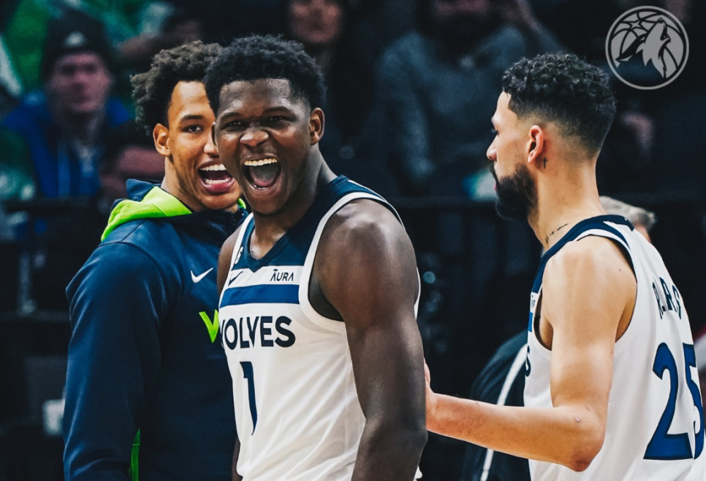  戈贝尔双二十加冕森林狼大胜鹈鹕